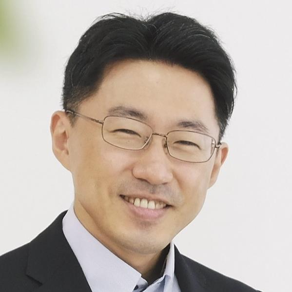 Ryosuke Hiwa - Kyoto University